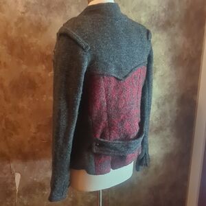 Women's Gray and Red Jacket